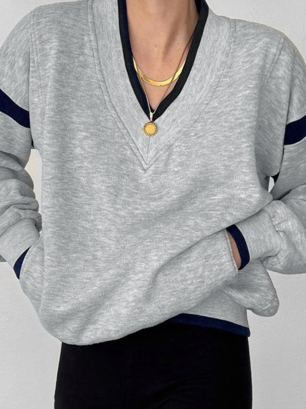 Commense Light Gray V-Neck Pullover with Navy Trim